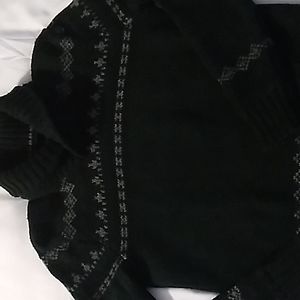 American Eagle Outfitters Sweater